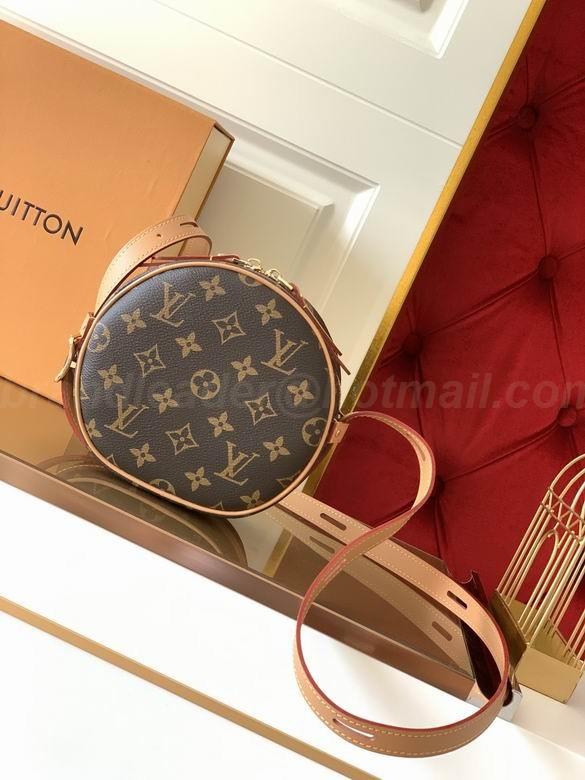 Louis Vuitton Handbags 153